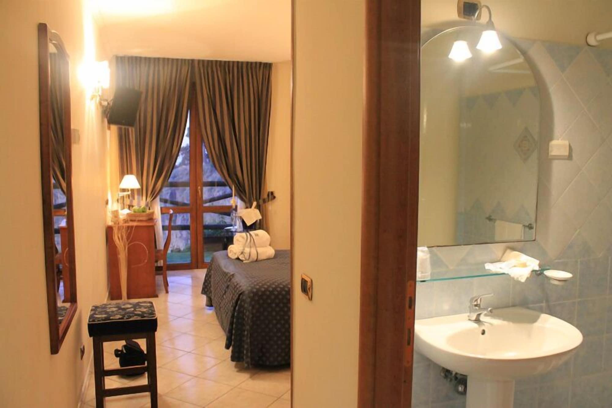 Hr Hotel & Spa Piano di Sorrento Luaran gambar