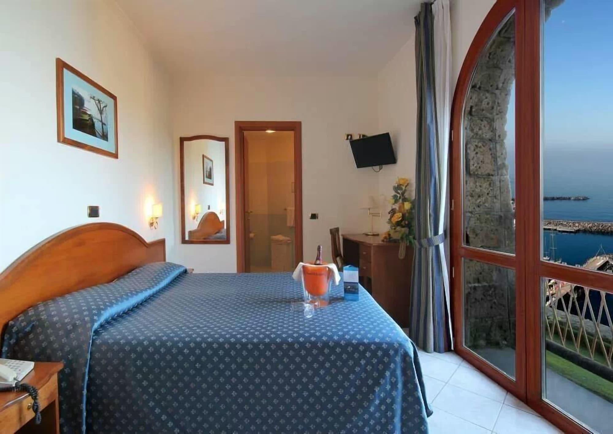 Hr Hotel & Spa Piano di Sorrento Luaran gambar