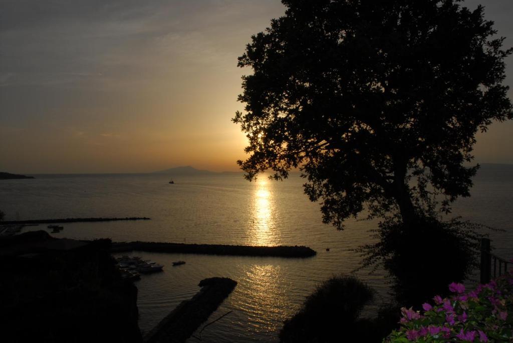 Hr Hotel & Spa Piano di Sorrento Luaran gambar